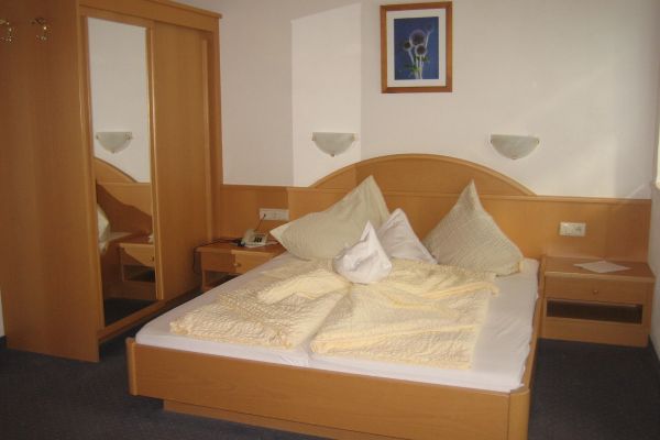 Naturhotel Haselried (Tirol)